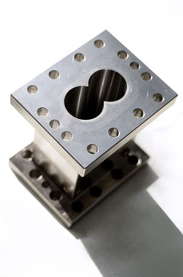 Split HPL27 Extruder Machine Parts Nitriding Material For Barrel / Cylinder