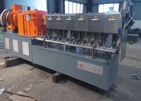 Good price Bilateral Symmetry Gear Drive System Plastic Twin Screw Extruder for Feeding Powders and Short Fibers çevrimiçi