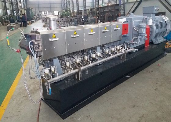 Good price Top-Rated Plastic Twin Screw Extruder L/d 36-48 for Output 40-2000kg/h and Bilateral Symmetry Gear Drive System çevrimiçi